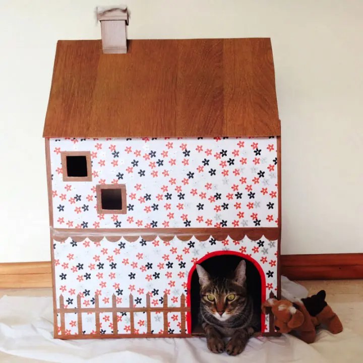 18 Diy Cardboard Cat House Ideas Susie Harris 0809